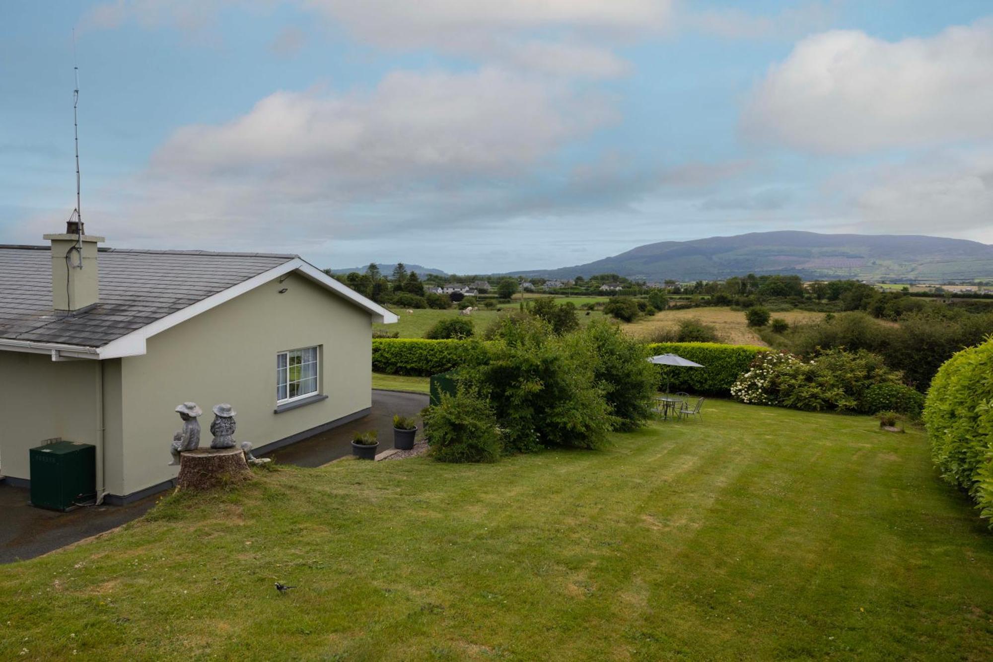 Mountain Nest At The Foot Of Slieve Gullion Apartment Cloghoge Bagian luar foto